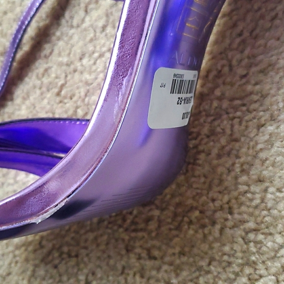 Aldo Strappy Shiny Purple Shoes - Picture 5 of 9